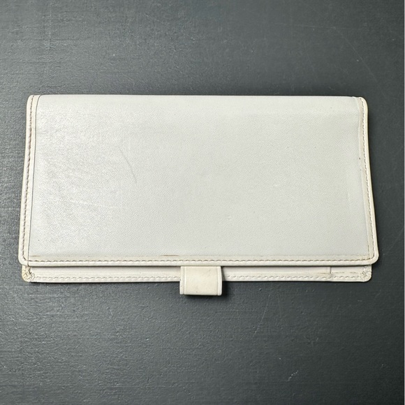 Coach Handbags - Coach White Leather Bifold Wallet Checkbook Cover Pen Loop